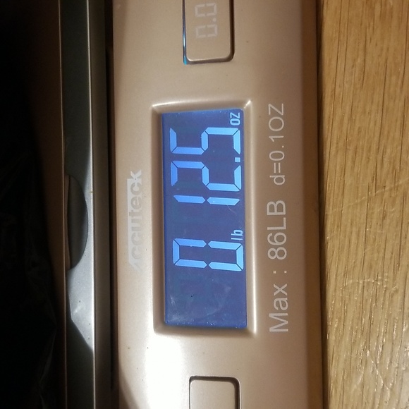 Tahari Women's Black & White Floral Chunky Cozy Warm Thick Sweater Winter Size M - Picture 9 of 9